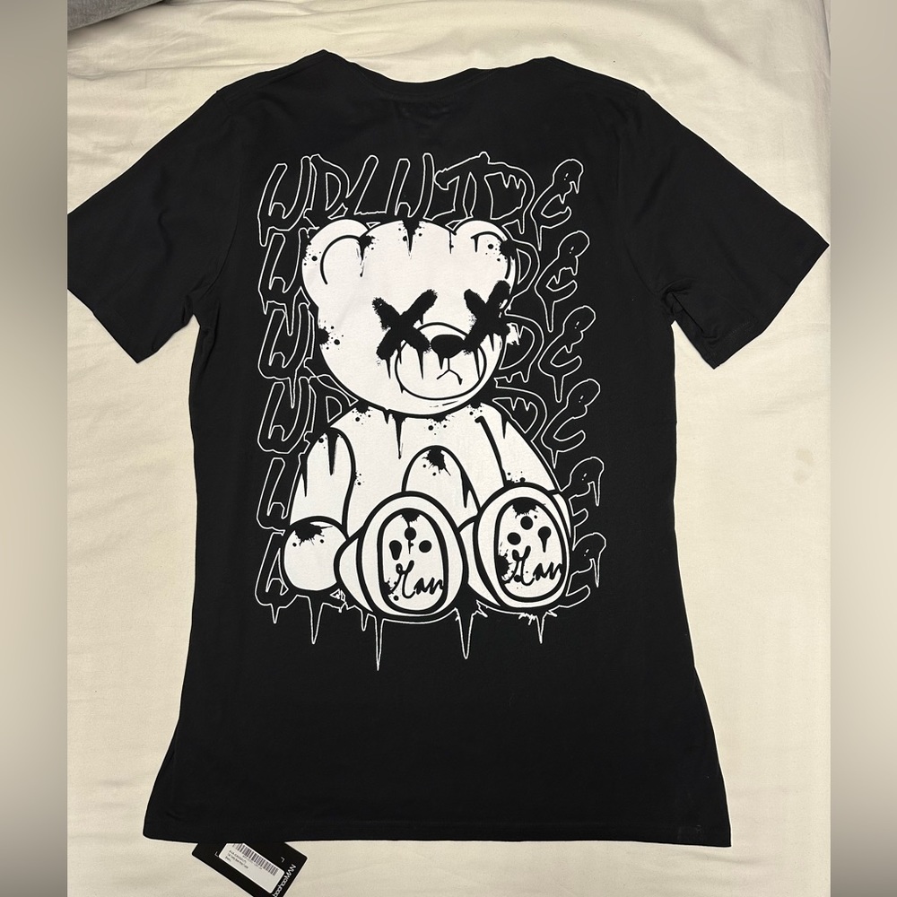 Graphic tshirt